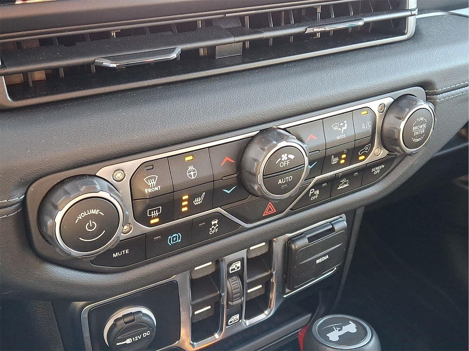 2024 Jeep Wrangler Unlimited 4xe SAHARA