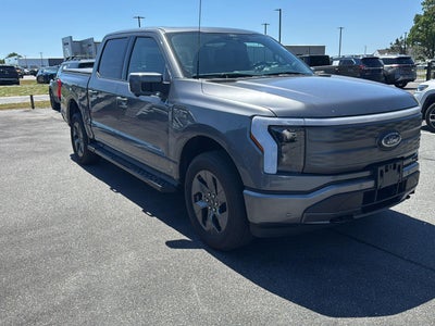 2022 Ford F-150 Lightning LARIAT