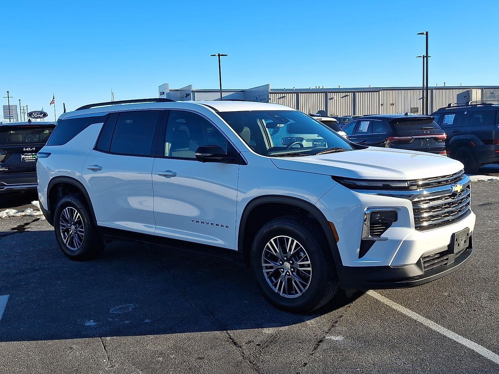 2024 Chevrolet Traverse FWD LT