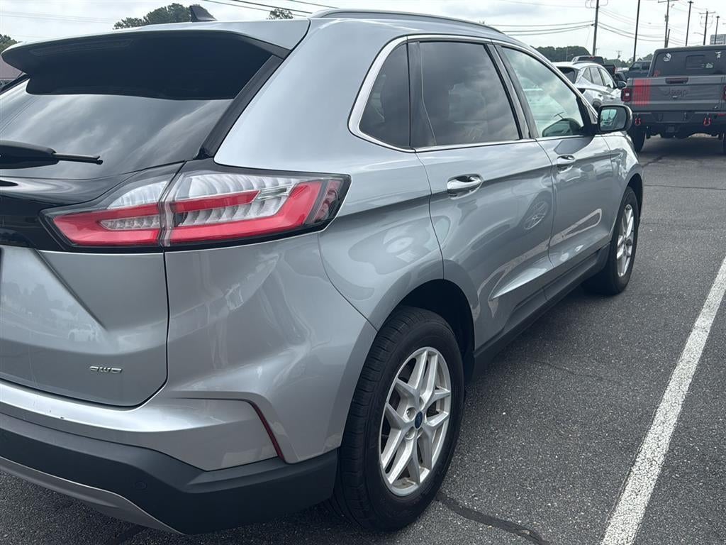 2022 Ford EDGE SEL
