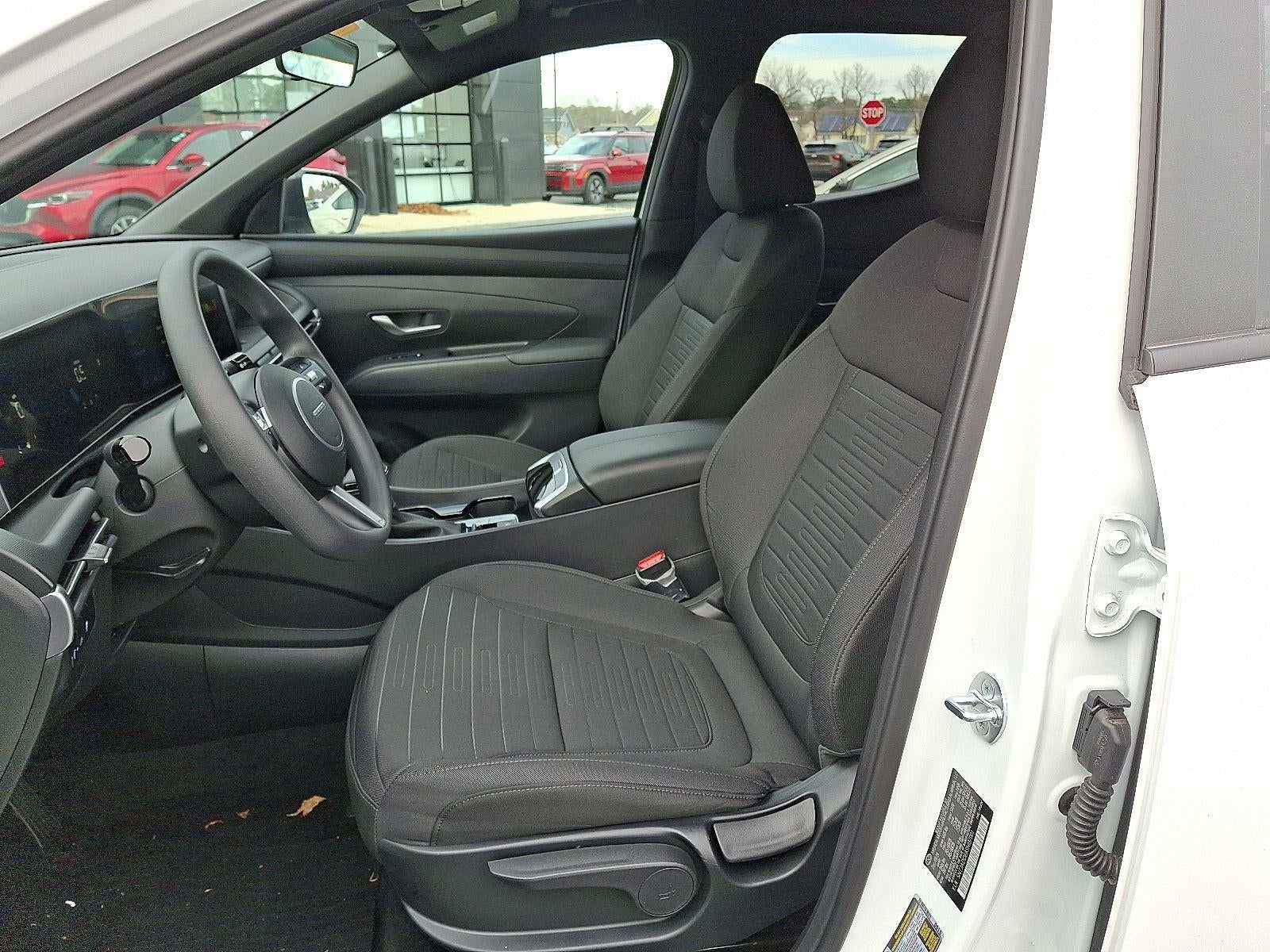 2025 Hyundai Santa Cruz SE