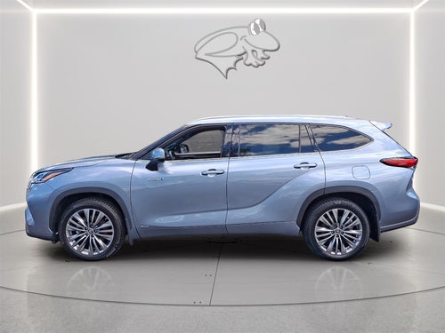 2021 Toyota Highlander Hybrid Platinum