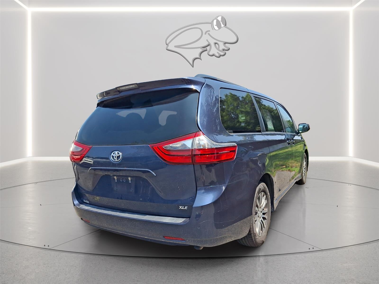 2020 Toyota Sienna XLE Premium