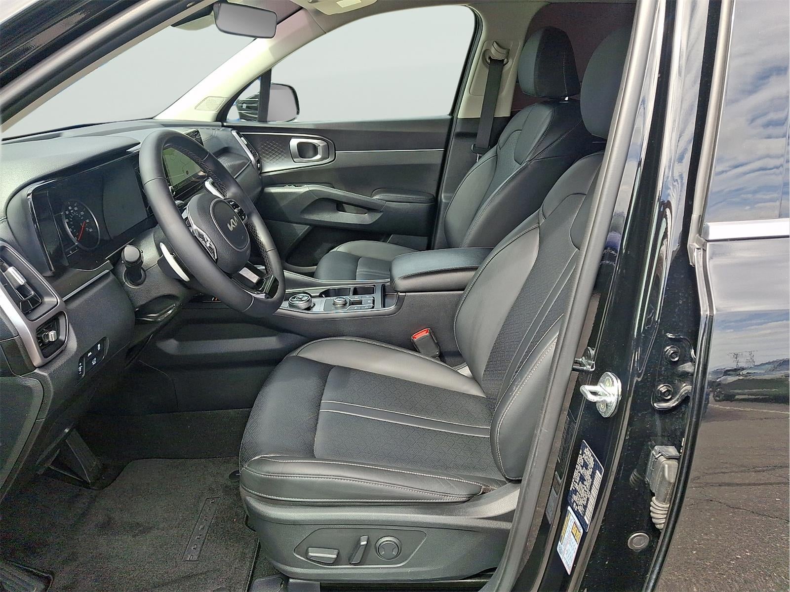 2023 Kia Sorento Hybrid EX