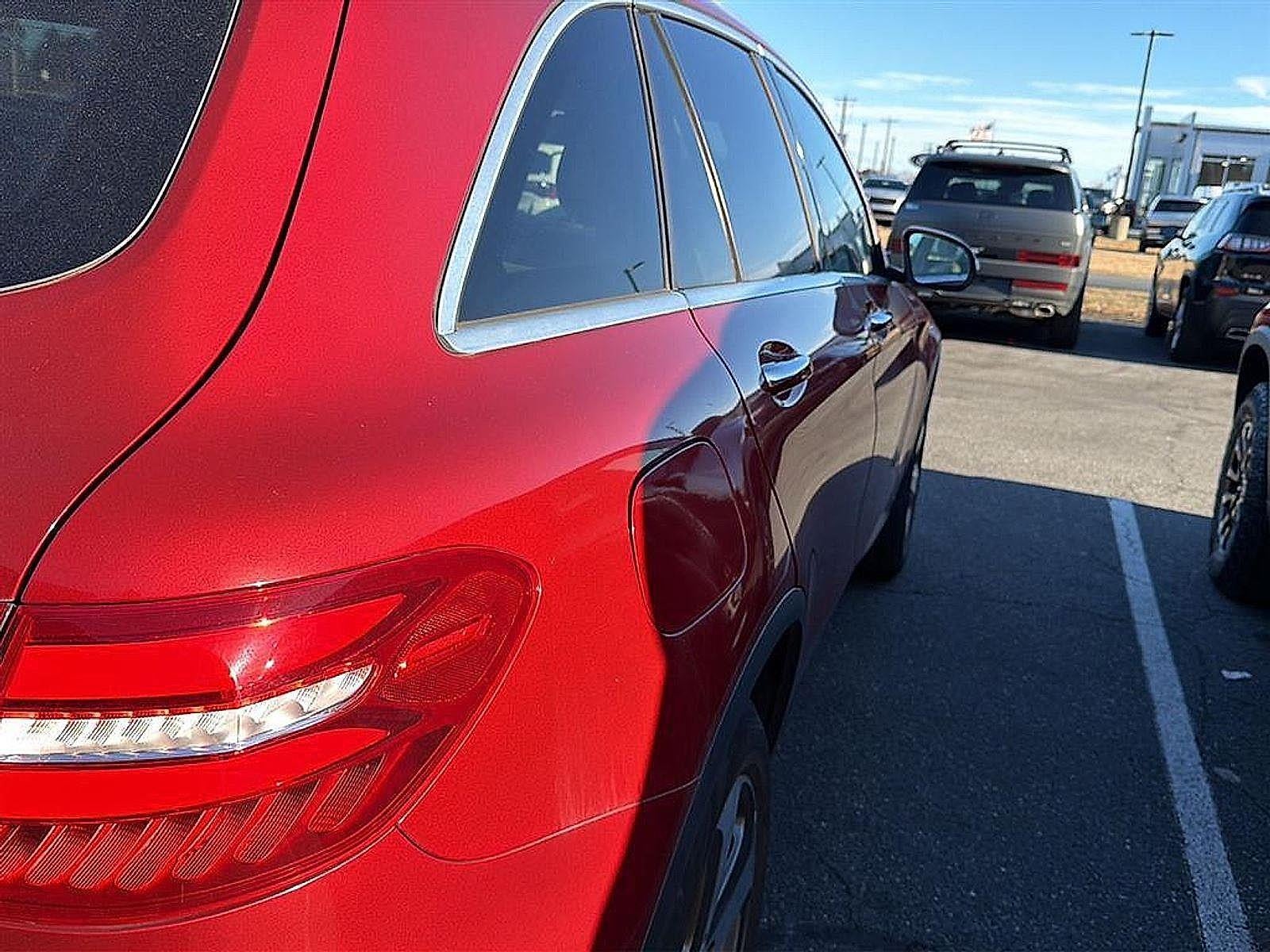 2019 Mercedes-Benz GLC GLC 300