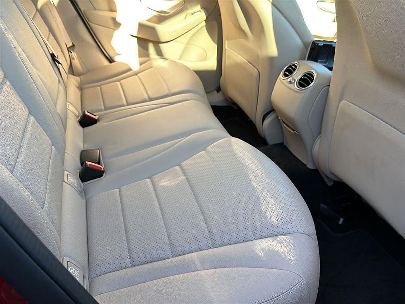 2019 Mercedes-Benz GLC GLC 300