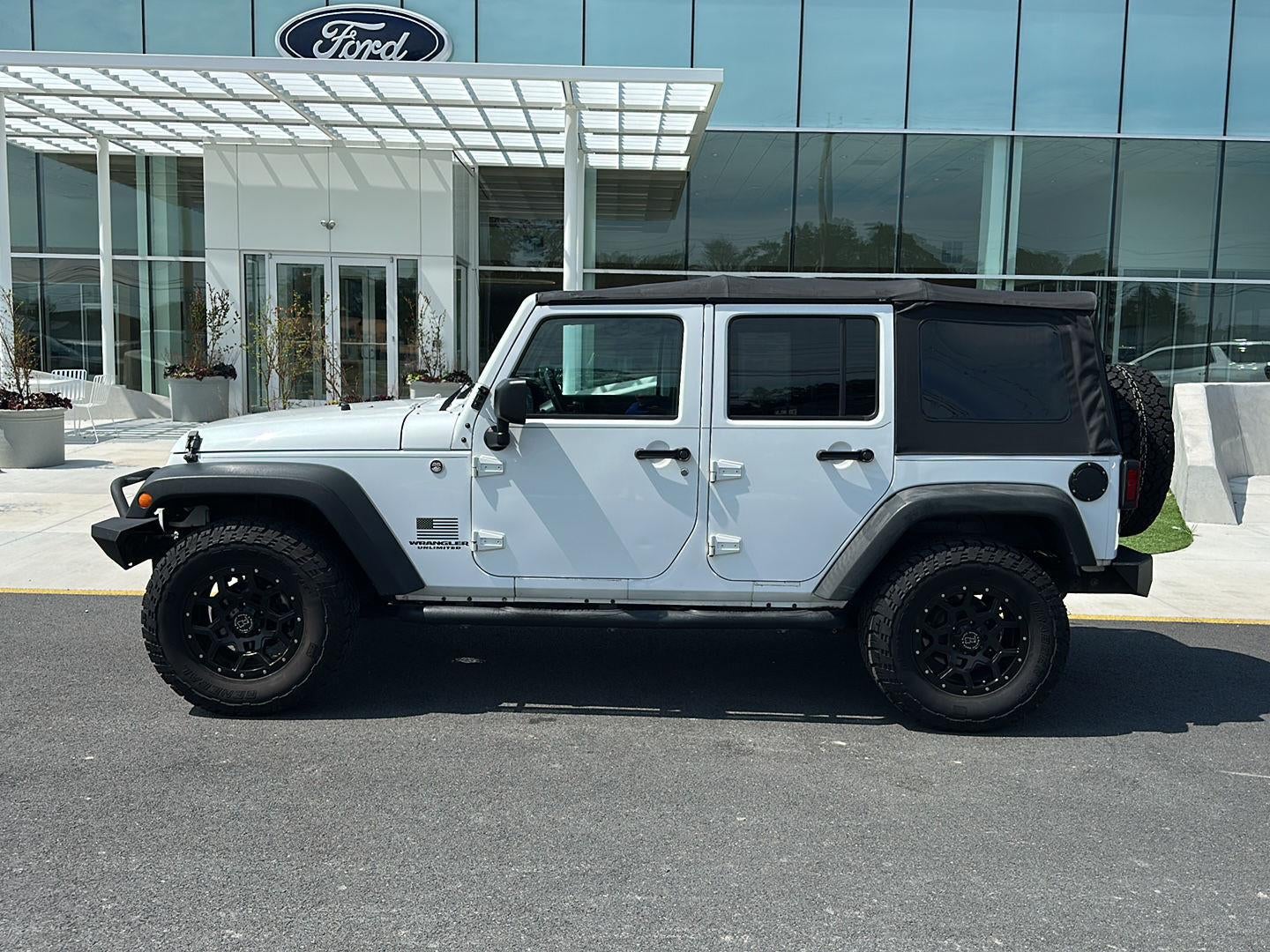 2017 Jeep Wrangler Unlimited Sport