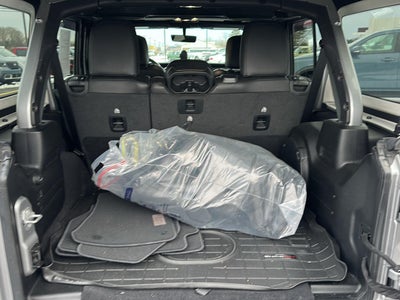 2021 Jeep Wrangler Unlimited Sahara Altitude