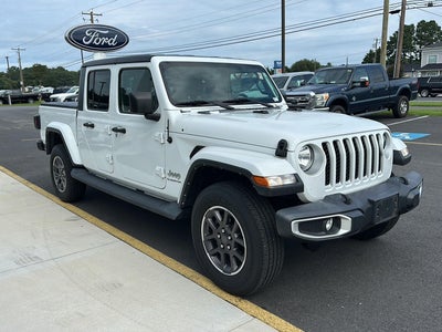2022 Jeep Gladiator Overland