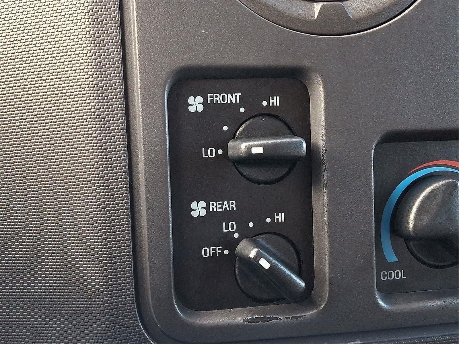 2011 Ford E-Series E-350 SD XLT