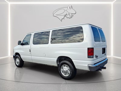 2011 Ford E-Series E-350 SD XLT