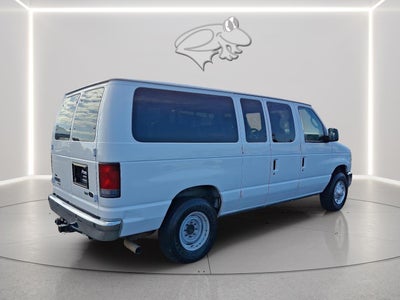 2011 Ford E-Series E-350 SD XLT