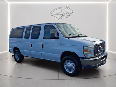 2011 Ford E-Series E-350 SD XLT