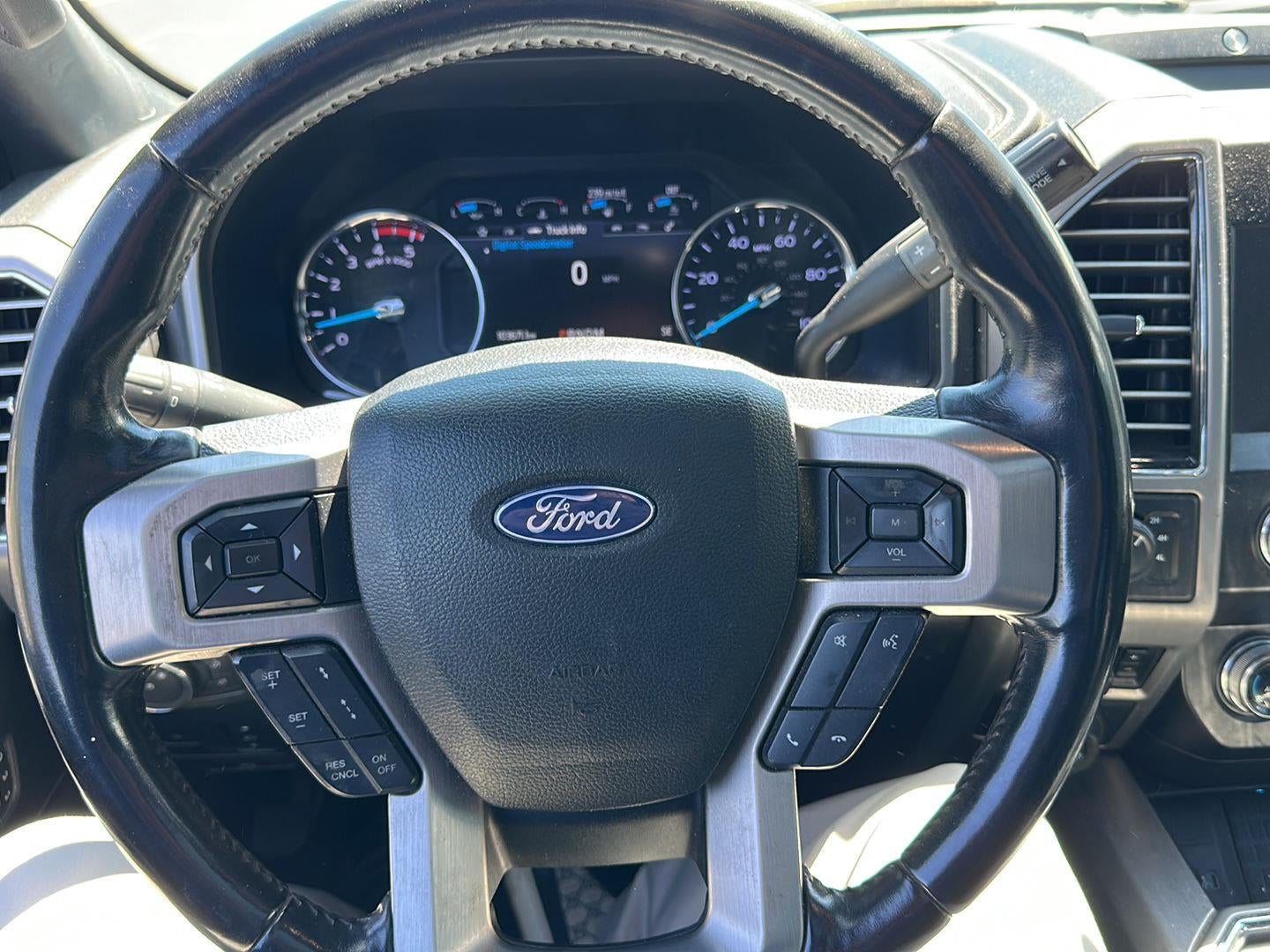 2020 Ford Super Duty F-450 Drw Platinum