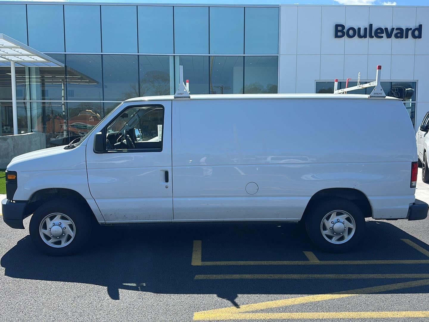 2014 Ford E-Series E-150