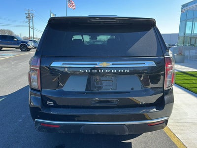 2024 Chevrolet Suburban LT