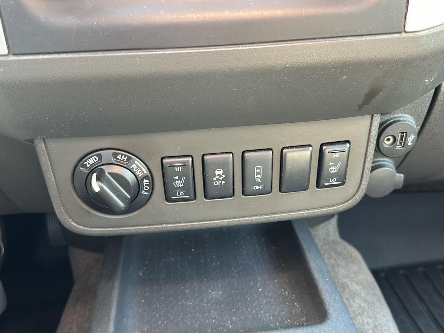 2017 Nissan Frontier SV V6
