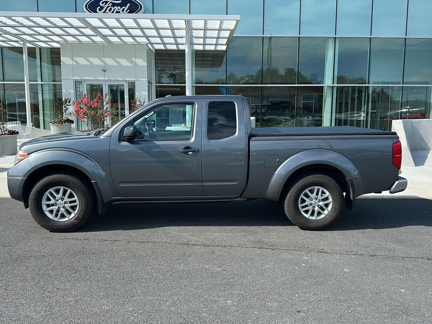 2017 Nissan Frontier SV V6