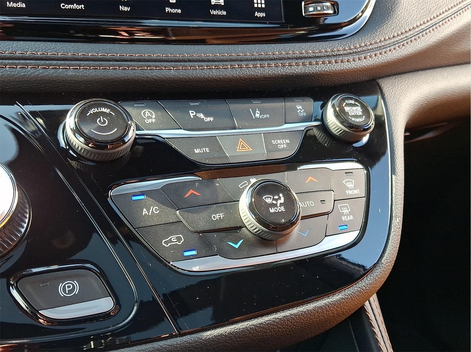 2026 Chrysler Pacifica Pinnacle