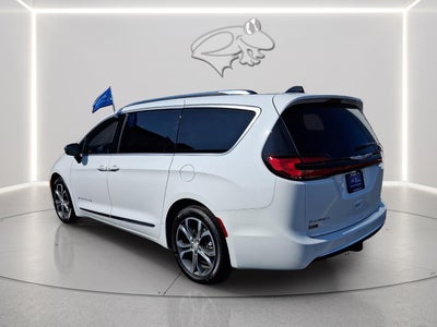2026 Chrysler Pacifica Pinnacle