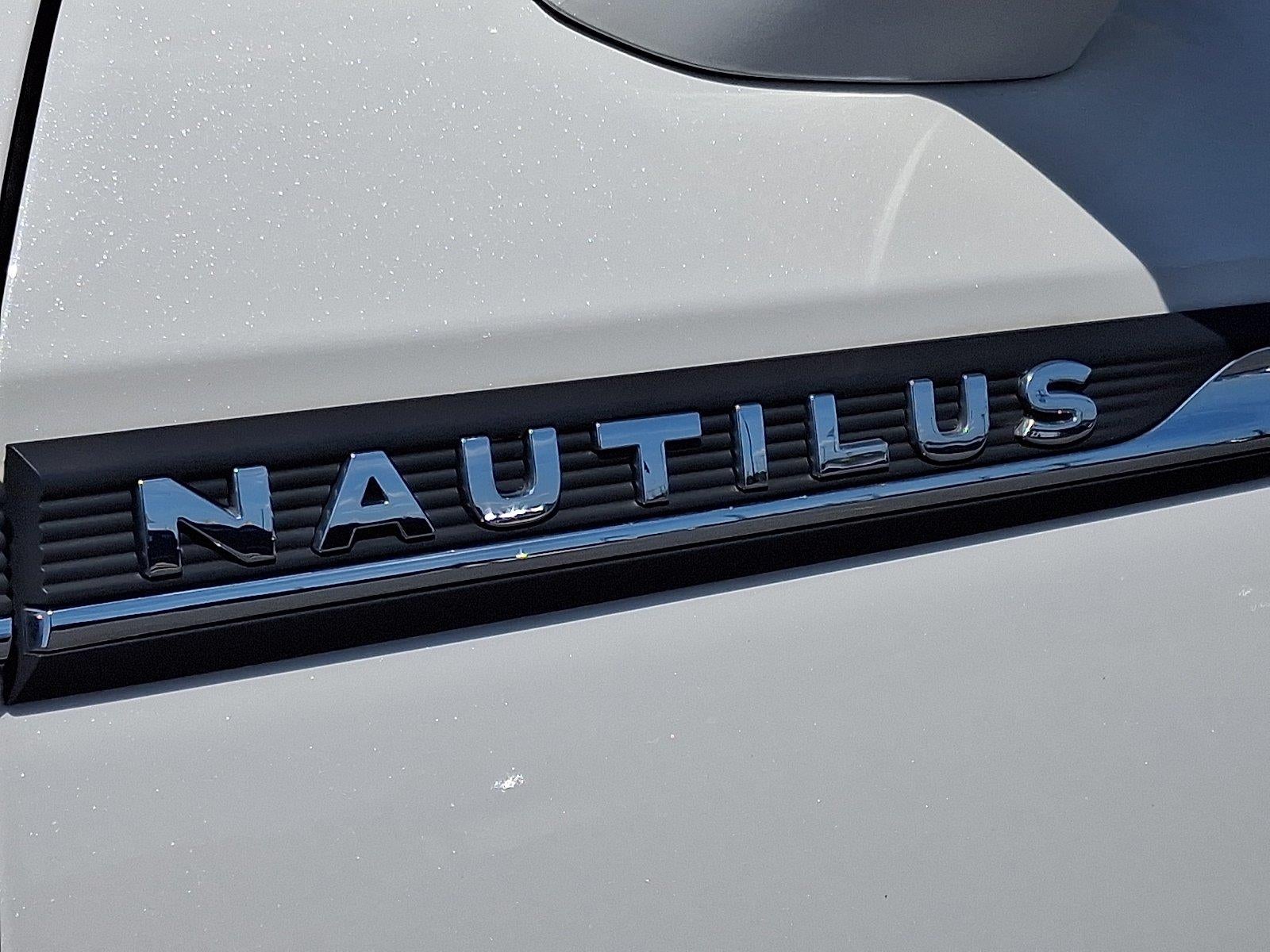 2022 Lincoln Nautilus Standard