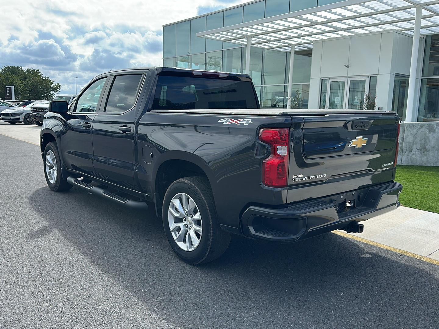 2023 Chevrolet Silverado 1500 Custom
