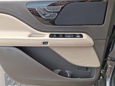2022 Lincoln Aviator Standard