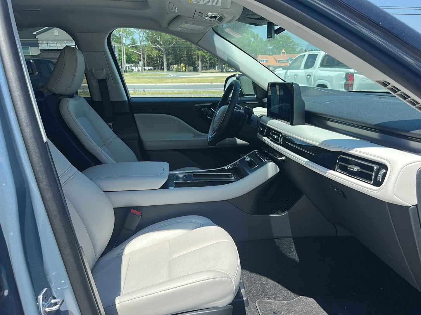2025 Lincoln Aviator Premiere