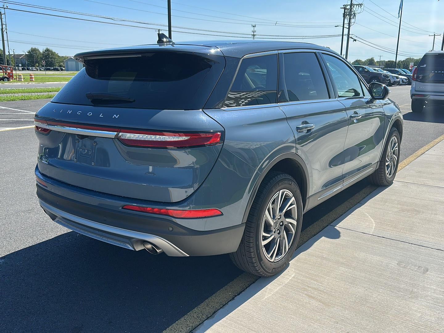 2023 Lincoln Corsair Standard