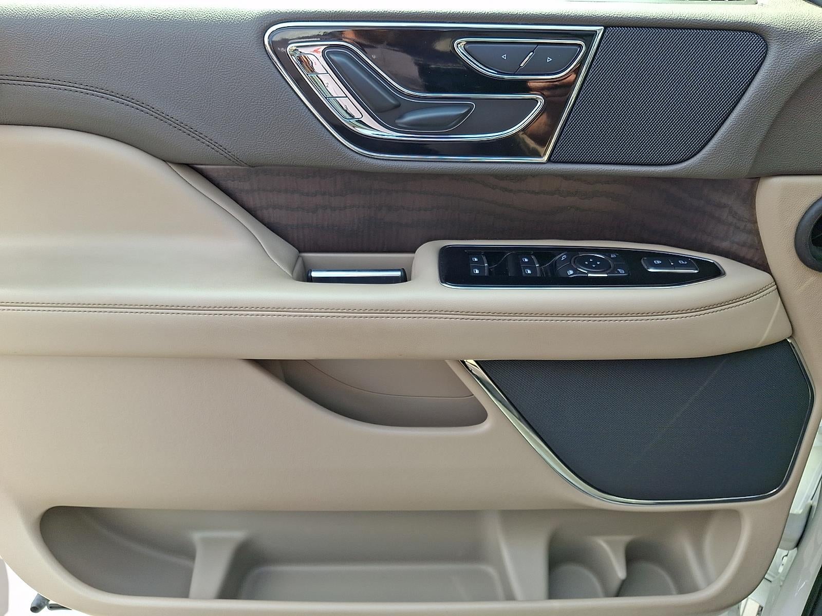 2024 Lincoln Navigator Premiere
