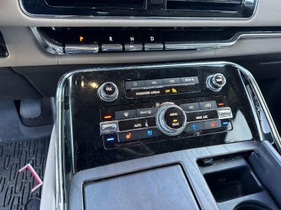 2023 Lincoln Navigator L Reserve