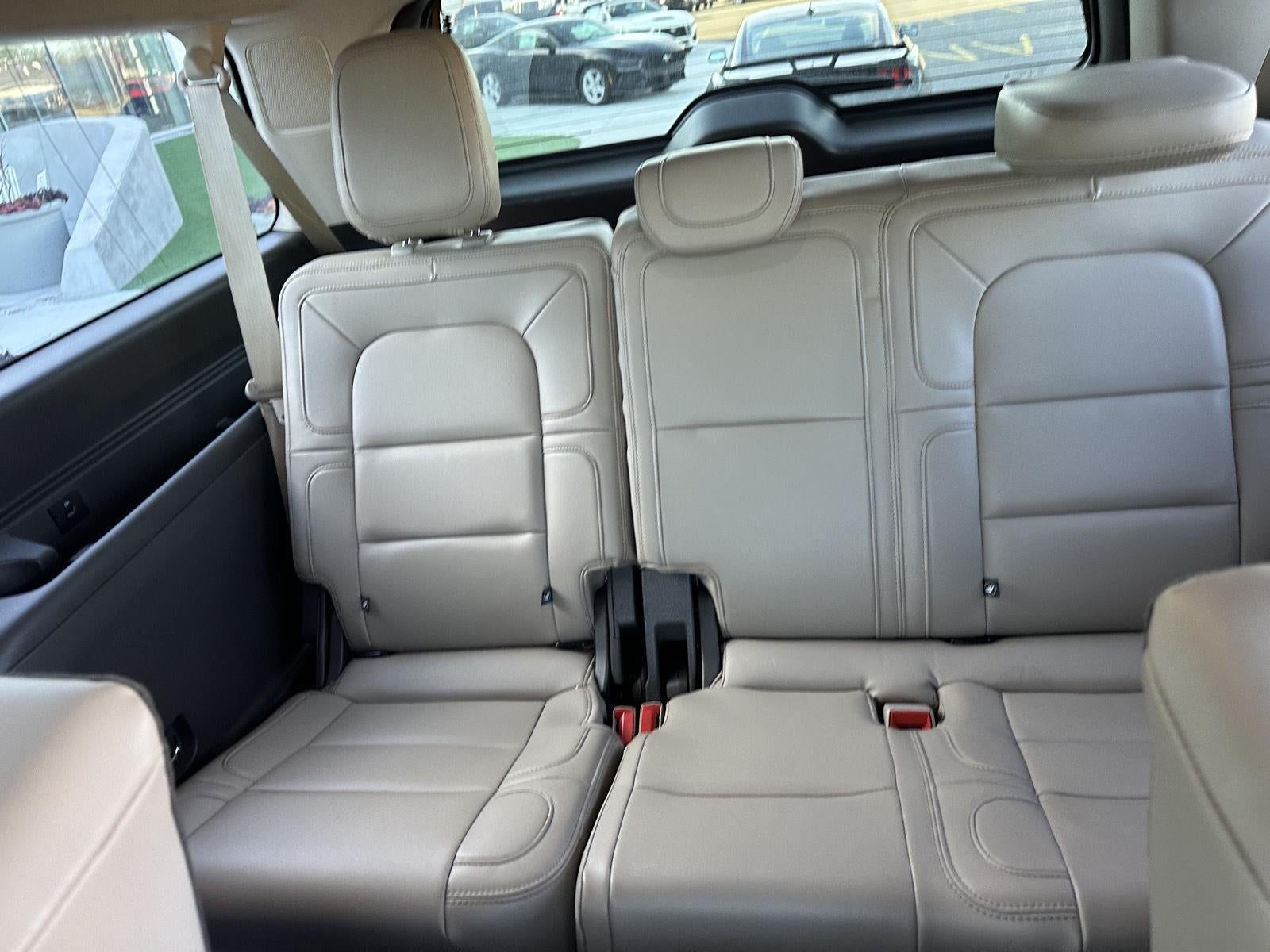 2023 Lincoln Navigator L Reserve