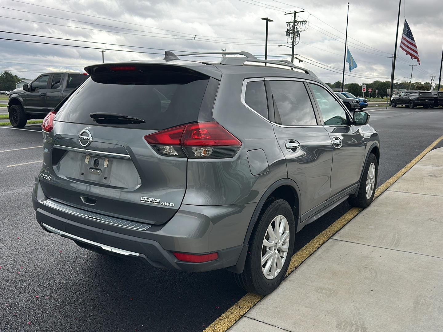 2020 Nissan Rogue S