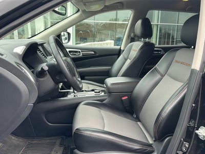 2019 Nissan Pathfinder SV