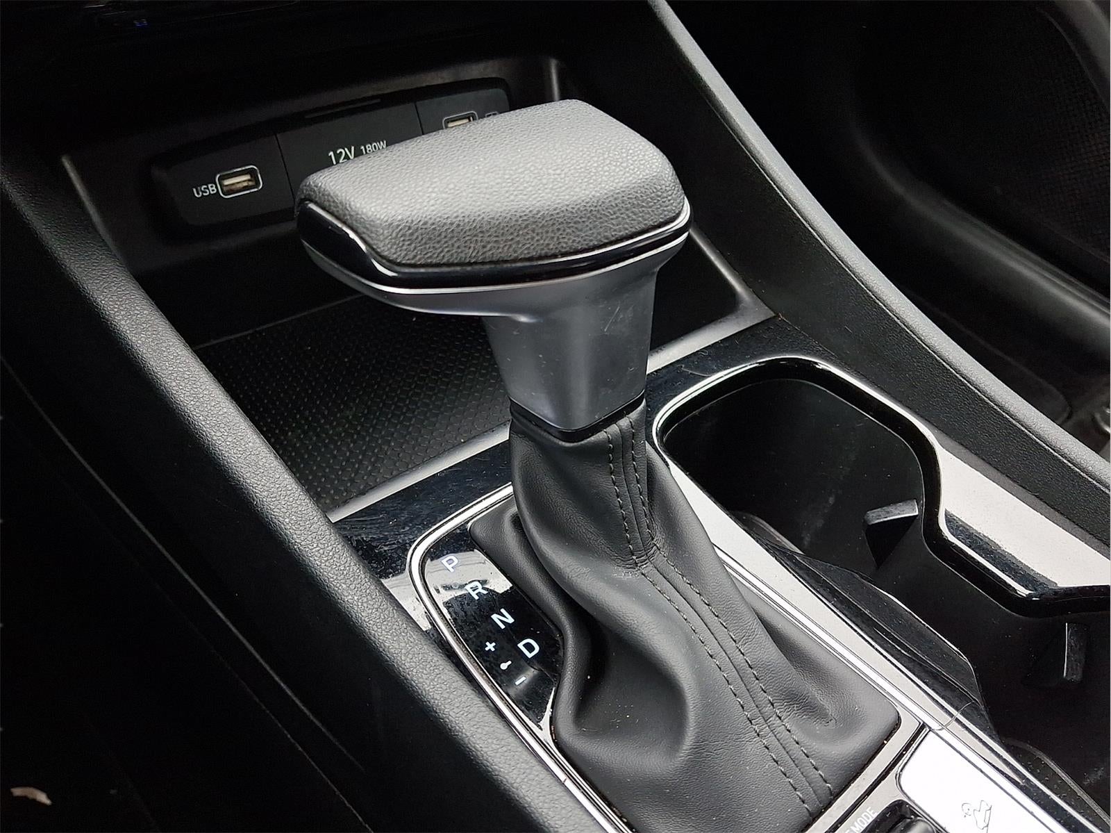 2024 Hyundai Santa Cruz SE