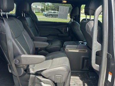 2025 Toyota Sienna Platinum 7-Passenger
