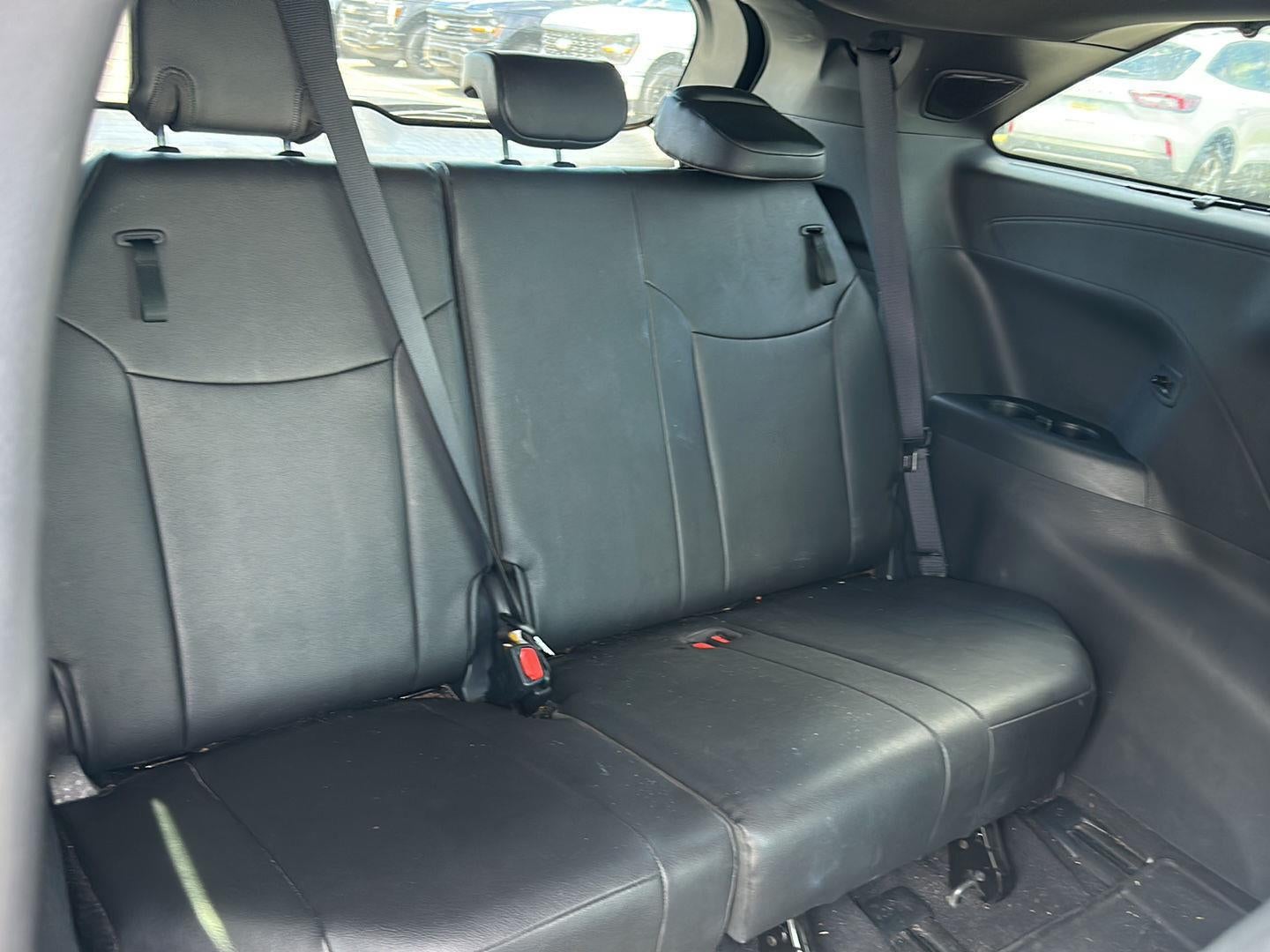 2025 Toyota Sienna Platinum 7-Passenger