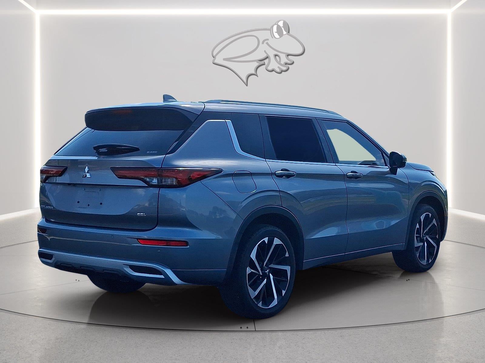 2023 Mitsubishi Outlander SEL