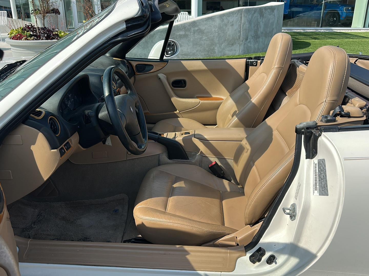 1999 Mazda Mazda MX5 Miata Base