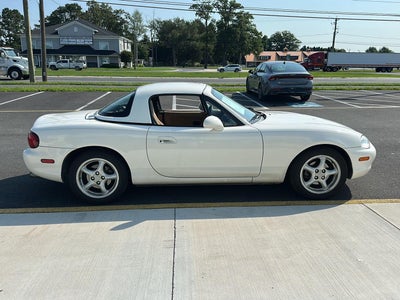 1999 Mazda Mazda MX5 Miata Base