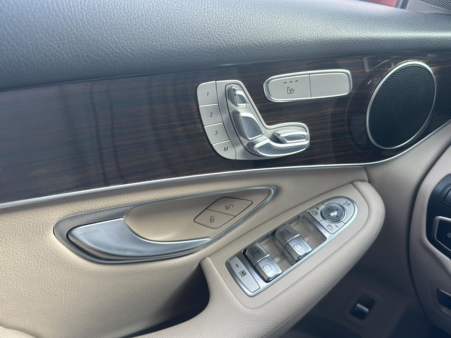 2019 Mercedes-Benz GLC GLC 300