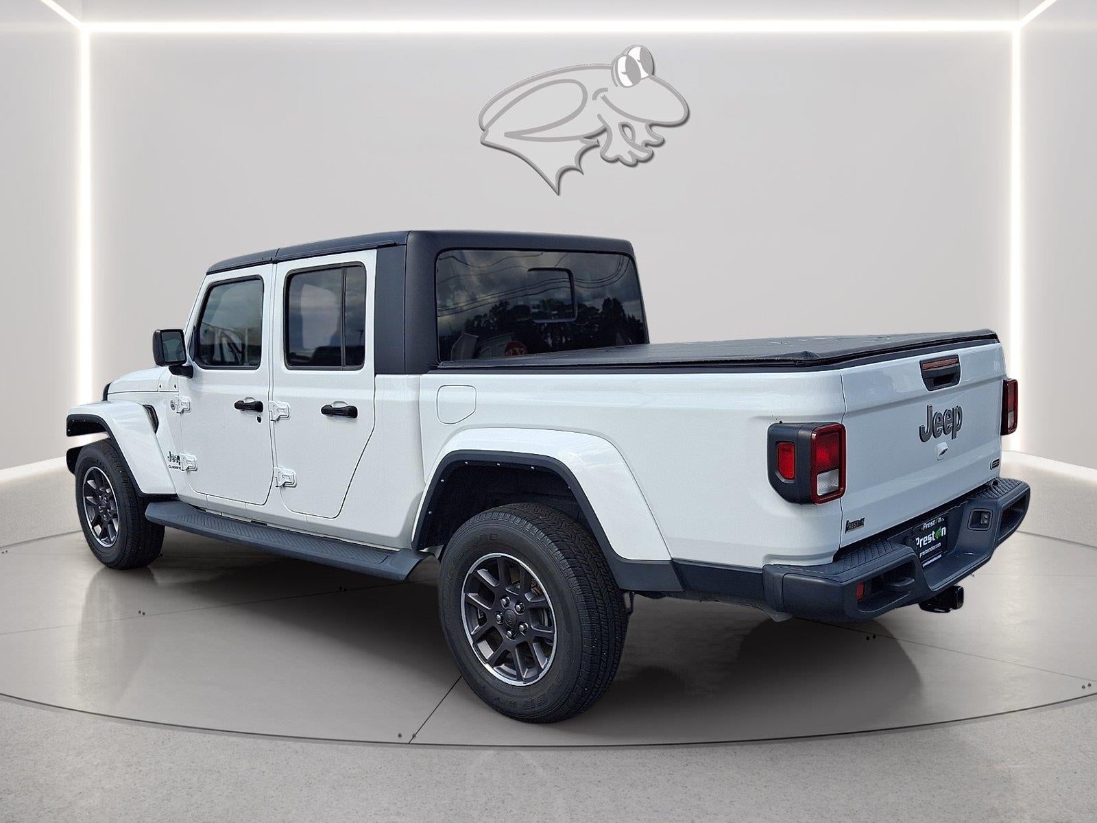 2022 Jeep Gladiator Overland