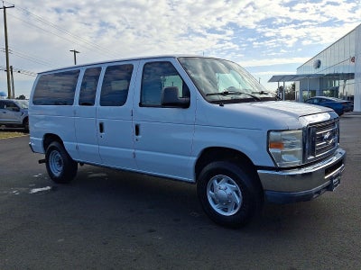 2011 Ford E-Series E-350 SD XLT