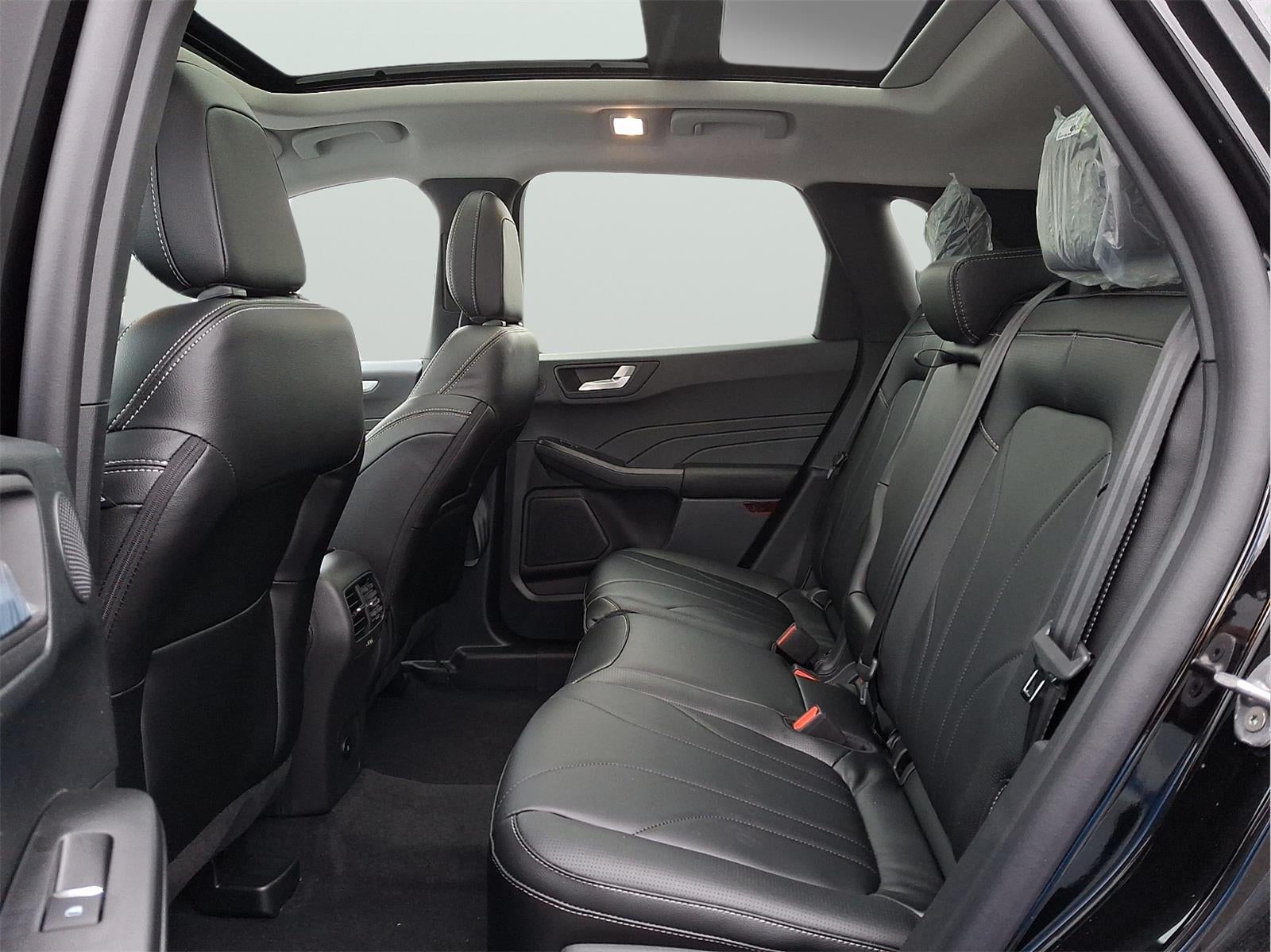 2026 Ford Escape Hybrid Platinum