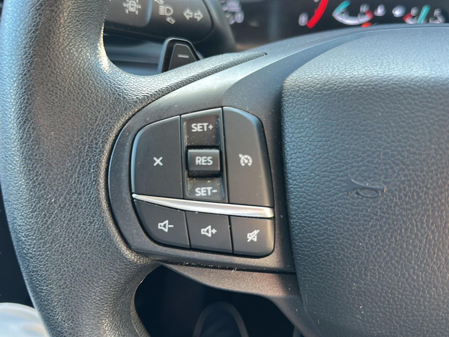 2020 Ford Explorer Base