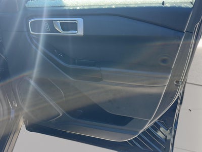 2020 Ford Explorer Base