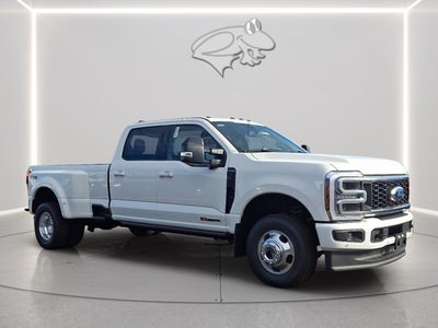 2026 Ford Super Duty F-350 XLT