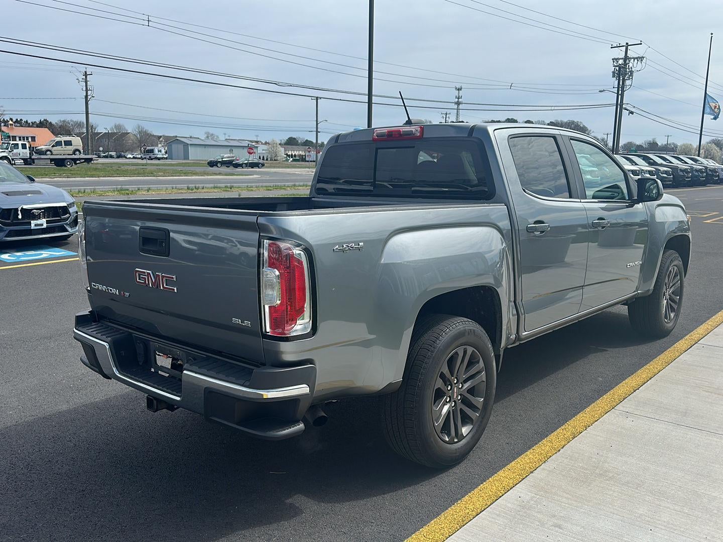 2020 GMC Canyon 4WD SLE
