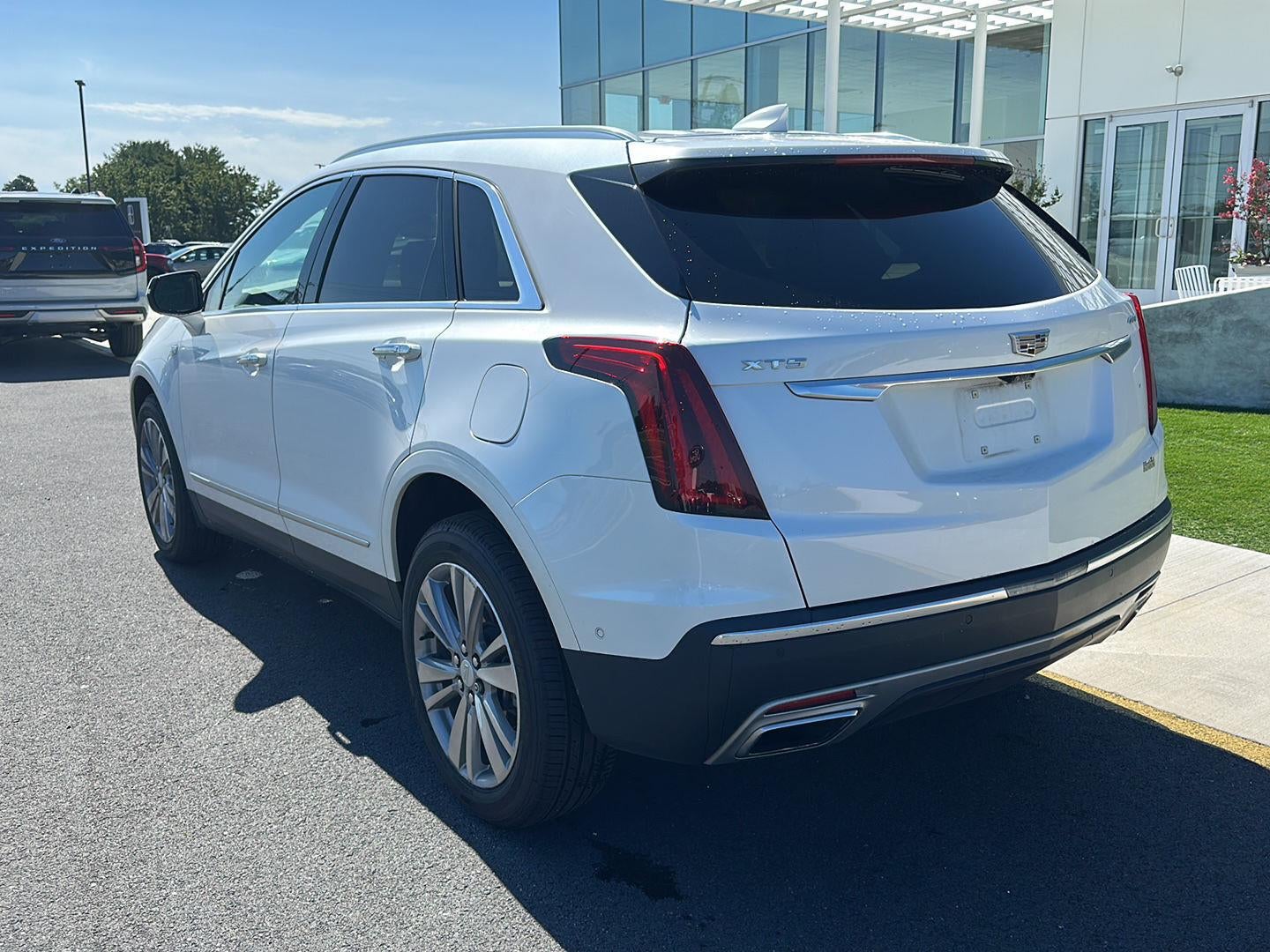2023 Cadillac Xt5 FWD Premium Luxury