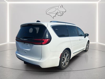 2026 Chrysler Pacifica Pinnacle